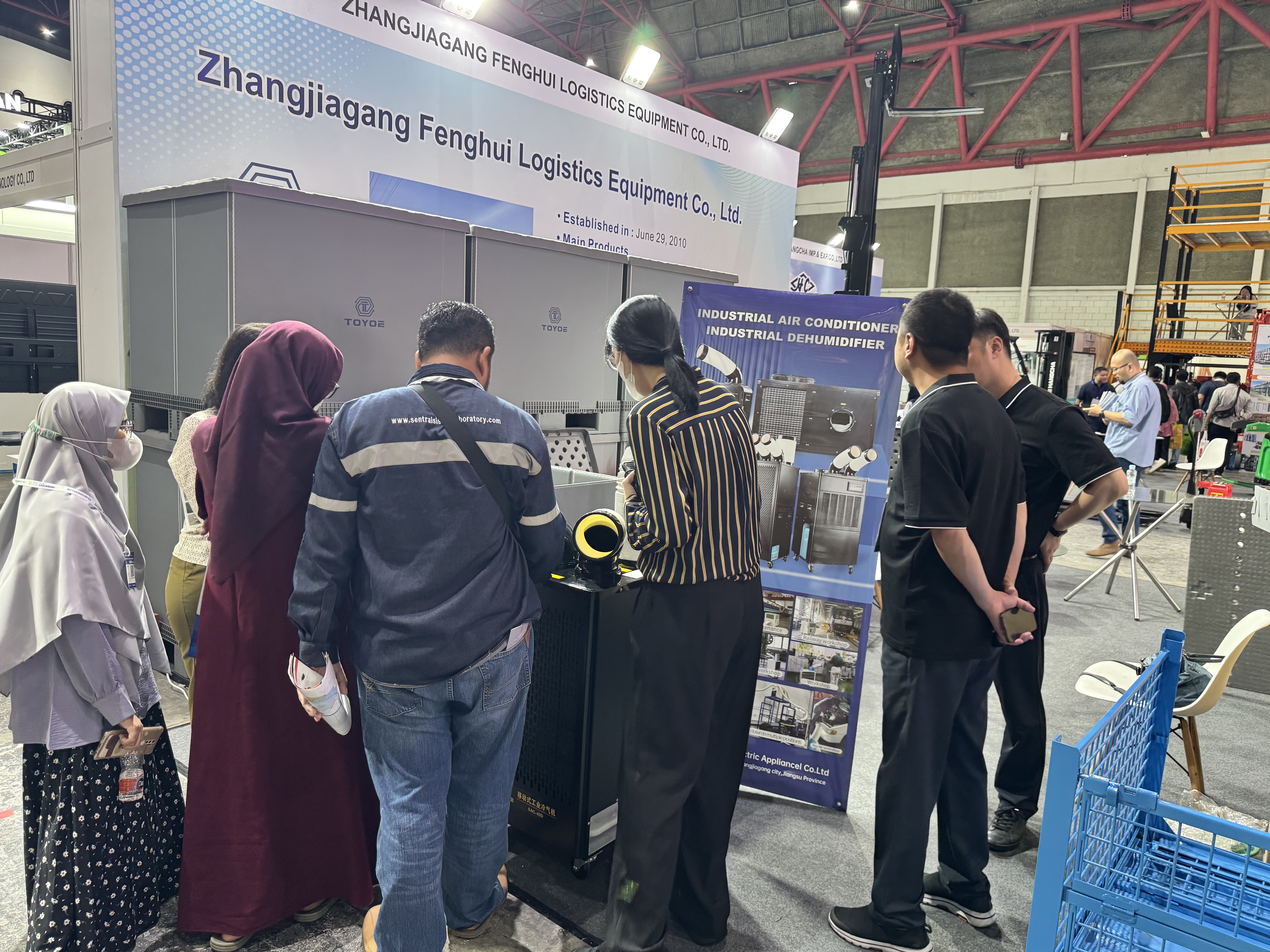 9EA40C8F13BBB35F3FFFF175A4E9D639